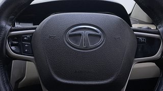 Used 2014 Tata Zest [2014-2019] XT Petrol Petrol Manual top_features Steering mounted controls