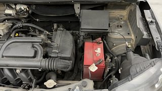 Used 2019 Renault Kwid [2015-2019] 1.0 RXT Opt Petrol Manual engine ENGINE LEFT SIDE VIEW
