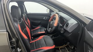 Used 2019 Renault Kwid [2015-2019] 1.0 RXT Opt Petrol Manual interior RIGHT SIDE FRONT DOOR CABIN VIEW