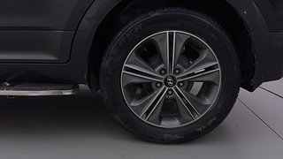 Used 2017 Hyundai Creta [2015-2018] 1.6 SX Plus Auto Diesel Automatic tyres LEFT REAR TYRE RIM VIEW