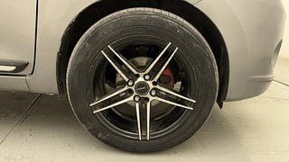 Used 2014 Maruti Suzuki Celerio VXI AMT Petrol Automatic tyres RIGHT FRONT TYRE RIM VIEW