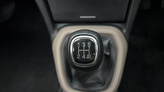 Used 2015 Hyundai Xcent [2014-2017] S Petrol Petrol Manual interior GEAR  KNOB VIEW