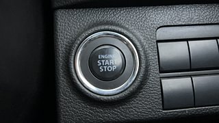 Used 2022 Maruti Suzuki Brezza ZXI Petrol Manual top_features Keyless start