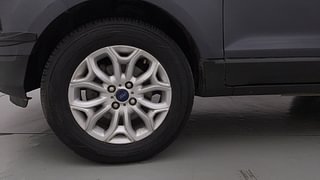 Used 2016 Ford EcoSport Titanium 1.5L Ti-VCT Petrol Manual tyres LEFT FRONT TYRE RIM VIEW