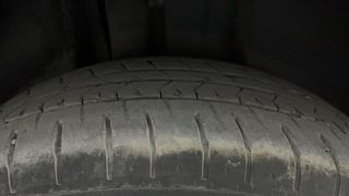 Used 2022 Volkswagen Taigun Topline 1.0 TSI AT Petrol Automatic tyres RIGHT REAR TYRE TREAD VIEW