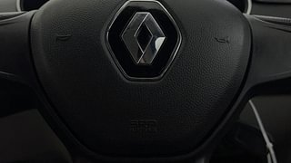 Used 2020 Renault Triber RXL Petrol Manual top_features Airbags