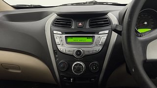 Used 2012 Hyundai Eon [2011-2018] Sportz Petrol Manual top_features Integrated (in-dash) music system