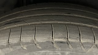Used 2016 Maruti Suzuki Ciaz [2014-2017] ZXI+ Petrol Manual tyres RIGHT REAR TYRE TREAD VIEW