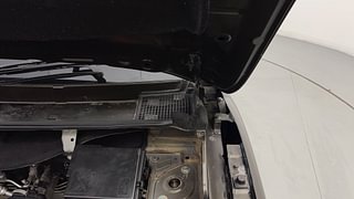 Used 2020 Renault Kwid 1.0L RXT(O) AMT Petrol Automatic engine ENGINE LEFT SIDE HINGE & APRON VIEW