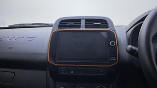 Used 2019 Renault Kwid CLIMBER 1.0 Opt Petrol Manual top_features Touch screen infotainment system