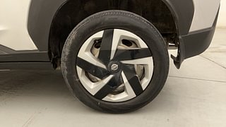 Used 2021 Nissan Magnite XE Petrol Manual tyres LEFT REAR TYRE RIM VIEW