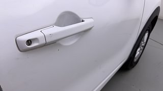 Used 2022 Renault Triber RXT Petrol Manual dents MINOR SCRATCH