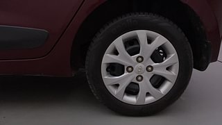 Used 2014 Hyundai Grand i10 [2013-2017] Sportz AT 1.2 Kappa VTVT Petrol Automatic tyres LEFT REAR TYRE RIM VIEW