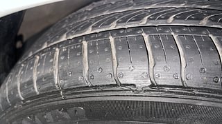 Used 2014 Hyundai Xcent [2014-2017] SX (O) Petrol Petrol Manual tyres RIGHT FRONT TYRE TREAD VIEW