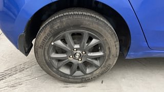 Used 2019 Hyundai Elite i20 [2018-2020] Asta CVT Petrol Automatic tyres RIGHT REAR TYRE RIM VIEW