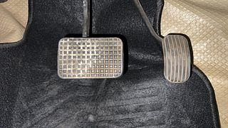 Used 2020 Tata Tiago [2018-2020] XZA Plus Dual Tone Roof AMT Petrol Automatic interior PEDALS VIEW