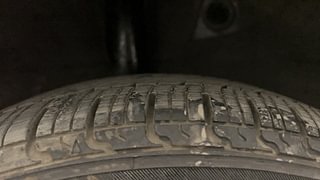 Used 2015 Hyundai Grand i10 Asta 1.2 Kappa VTVT Petrol Manual tyres RIGHT REAR TYRE TREAD VIEW