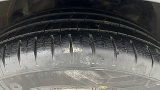 Used 2020 maruti-suzuki Baleno Zeta CVT Petrol Petrol Automatic tyres RIGHT FRONT TYRE TREAD VIEW