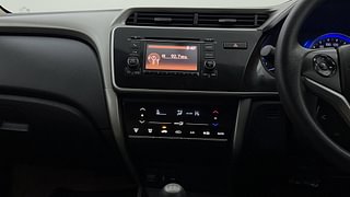Used 2016 Honda City V Petrol Manual interior MUSIC SYSTEM & AC CONTROL VIEW