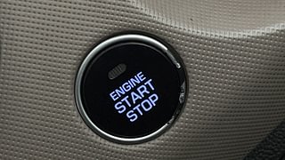 Used 2014 Hyundai Xcent [2014-2017] SX (O) Petrol Petrol Manual top_features Keyless start