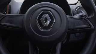 Used 2019 Renault Kwid CLIMBER 1.0 Opt Petrol Manual top_features Airbags