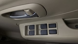 Used 2013 Maruti Suzuki A-Star [2012-2014] VXI Petrol Manual top_features Power windows