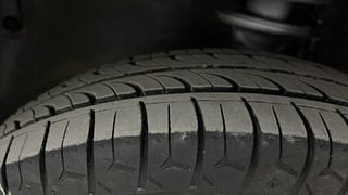 Used 2018 Maruti Suzuki Alto 800 [2016-2019] Vxi Petrol Manual tyres LEFT FRONT TYRE TREAD VIEW