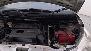 Used 2013 Maruti Suzuki A-Star [2012-2014] VXI Petrol Manual engine ENGINE LEFT SIDE HINGE & APRON VIEW