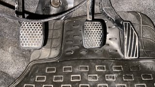 Used 2020 Maruti Suzuki Alto 800 LXI CNG Petrol+cng Manual interior PEDALS VIEW