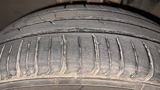 Used 2022 Renault Triber RXZ AMT Petrol Automatic tyres LEFT FRONT TYRE TREAD VIEW
