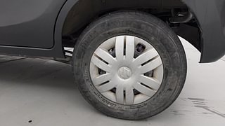 Used 2020 Maruti Suzuki Alto 800 LXI CNG Petrol+cng Manual tyres LEFT REAR TYRE RIM VIEW