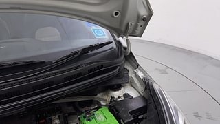Used 2014 Hyundai Xcent [2014-2017] SX (O) Petrol Petrol Manual engine ENGINE LEFT SIDE HINGE & APRON VIEW