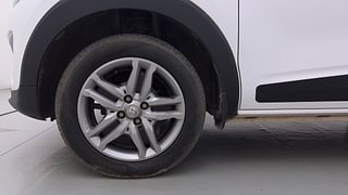 Used 2022 Renault Triber RXZ AMT Petrol Automatic tyres LEFT FRONT TYRE RIM VIEW
