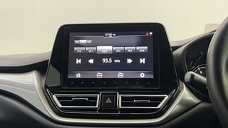 Used 2022 Maruti Suzuki Baleno Alpha AT Petrol Petrol Automatic top_features Integrated (in-dash) music system