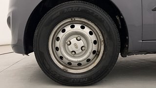 Used 2014 Hyundai i10 magna 1.1 Petrol Manual tyres LEFT FRONT TYRE RIM VIEW