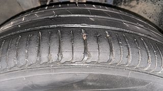 Used 2022 Renault Triber RXZ AMT Petrol Automatic tyres RIGHT FRONT TYRE TREAD VIEW