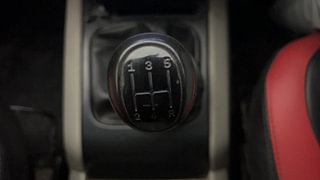 Used 2018 Mahindra Scorpio [2017-2020] S5 Diesel Manual interior GEAR  KNOB VIEW