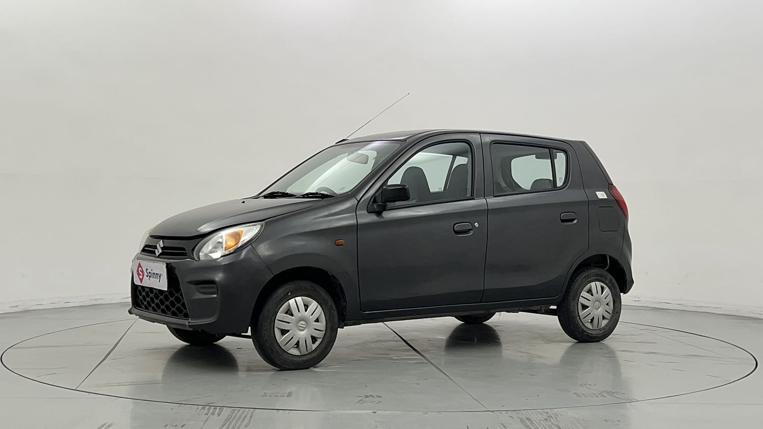 LEFT FRONT CORNER VIEW