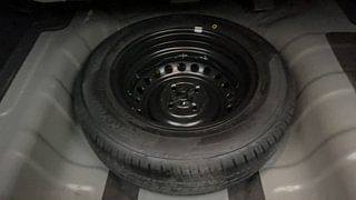 Used 2021 Hyundai Aura SX 1.2 (O) Petrol Petrol Manual tyres SPARE TYRE VIEW