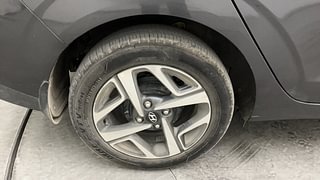 Used 2021 Hyundai Aura SX 1.2 (O) Petrol Petrol Manual tyres RIGHT REAR TYRE RIM VIEW