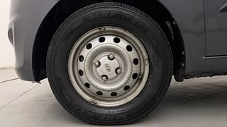 Used 2014 Hyundai i10 magna 1.1 Petrol Manual tyres LEFT FRONT TYRE TREAD VIEW