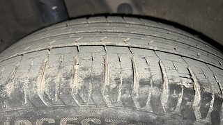 Used 2018 Hyundai Verna [2017-2020] 1.6 VTVT SX Petrol Manual tyres RIGHT REAR TYRE TREAD VIEW
