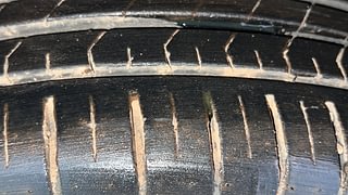 Used 2022 Maruti Suzuki Baleno Alpha AT Petrol Petrol Automatic tyres RIGHT REAR TYRE TREAD VIEW