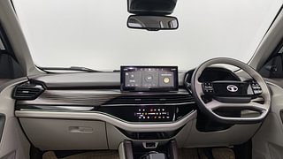 Used 2024 Tata Safari ACCOMPLISHED PLUS 7S DUAL TONE AT Diesel Automatic interior DASHBOARD VIEW