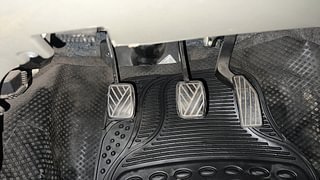 Used 2015 Maruti Suzuki Celerio ZXI Petrol Manual interior PEDALS VIEW