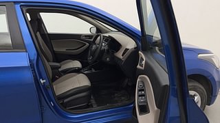 Used 2018 Hyundai Elite i20 [2018-2020] Magna Executive CVT Petrol Automatic interior RIGHT SIDE FRONT DOOR CABIN VIEW
