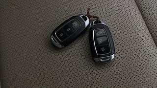 Used 2017 Hyundai Verna [2017-2020] 1.6 VTVT SX (O) AT Petrol Automatic extra CAR KEY VIEW