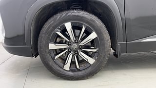 Used 2020 MG Motors Hector Plus Sharp 2.0 Diesel Turbo MT 6-STR Diesel Manual tyres LEFT FRONT TYRE RIM VIEW