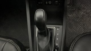 Used 2019 Hyundai Elite i20 [2018-2020] Asta CVT Petrol Automatic interior GEAR  KNOB VIEW
