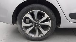 Used 2014 Hyundai Xcent [2014-2017] SX (O) Petrol Petrol Manual tyres RIGHT REAR TYRE RIM VIEW